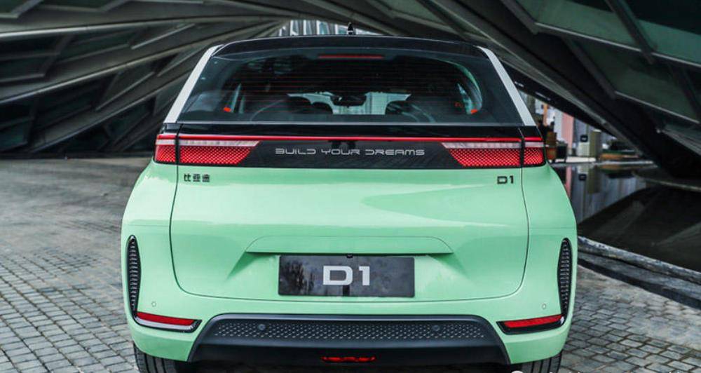 比亚迪"小绿"意外走红,定位mpv,配单边电滑门,续航418km!