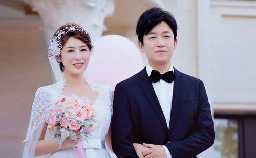 潘粤明扮演的杨光,在电视剧中是有点害怕老婆.