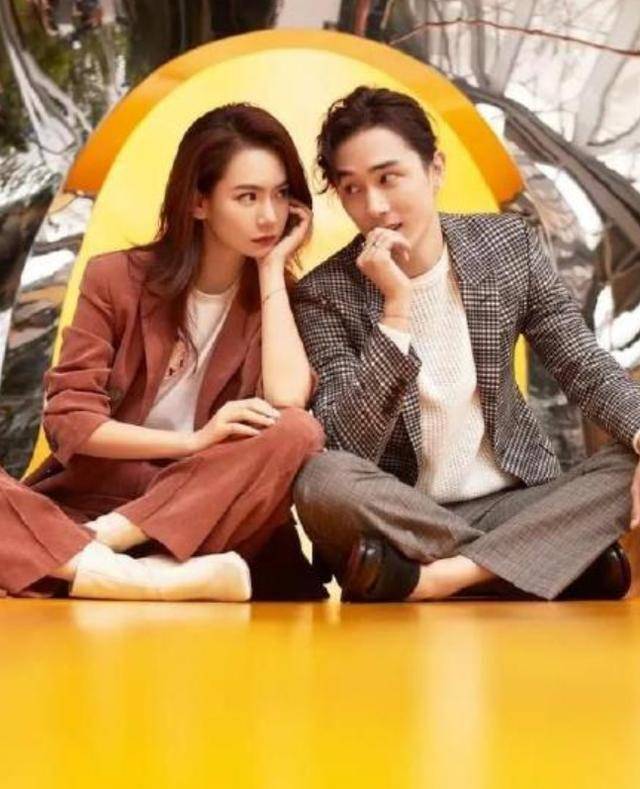 戚薇晒出门牙裂开照片,不愧是戚哥,李承铉:是另一种可爱_因为_感情