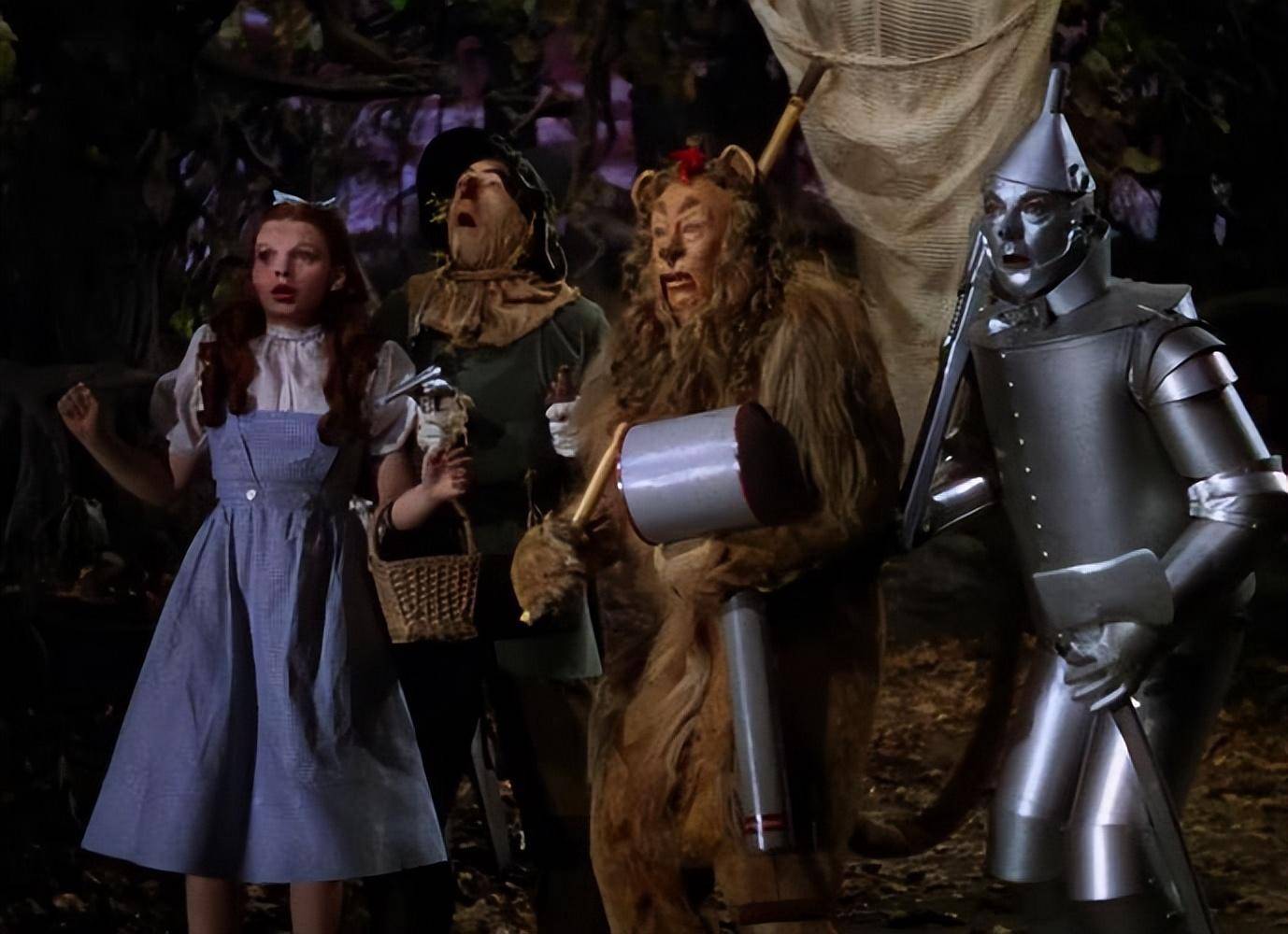 电影《绿野仙踪》:电影独特的拍摄手法反映出团结合作的重要性_挑战