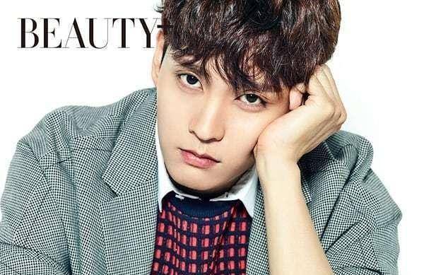 朴灿烈给池昌旭送应援车,帅哥间温暖友情,二人因朴信惠男友相识_收视