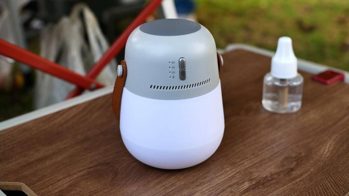 夏季露营好物分享:纳拓小白驱蚊营灯,精致与氛围兼顾,还能驱蚊