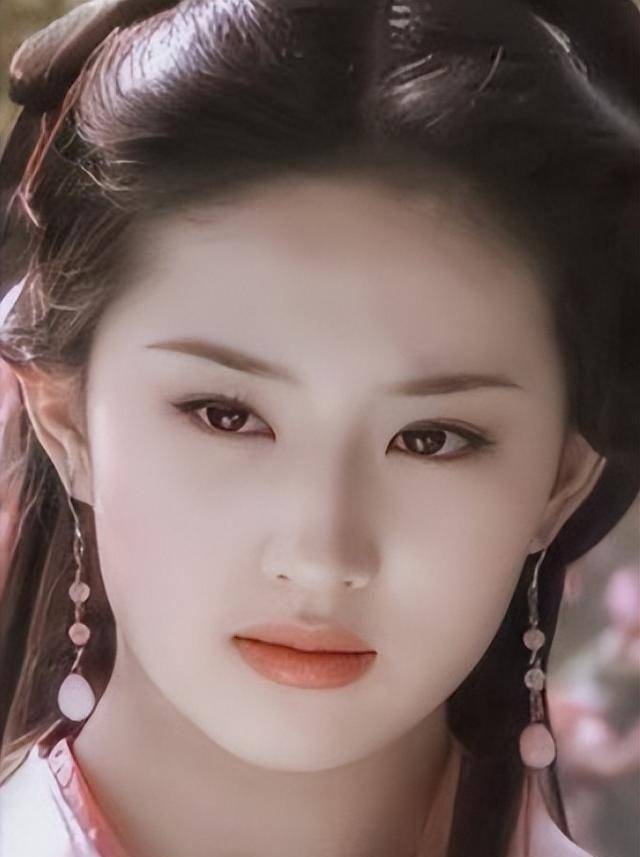 女星年轻颜值,舒畅15岁,刘亦菲16岁,看到王语嫣:金庸没骗人!