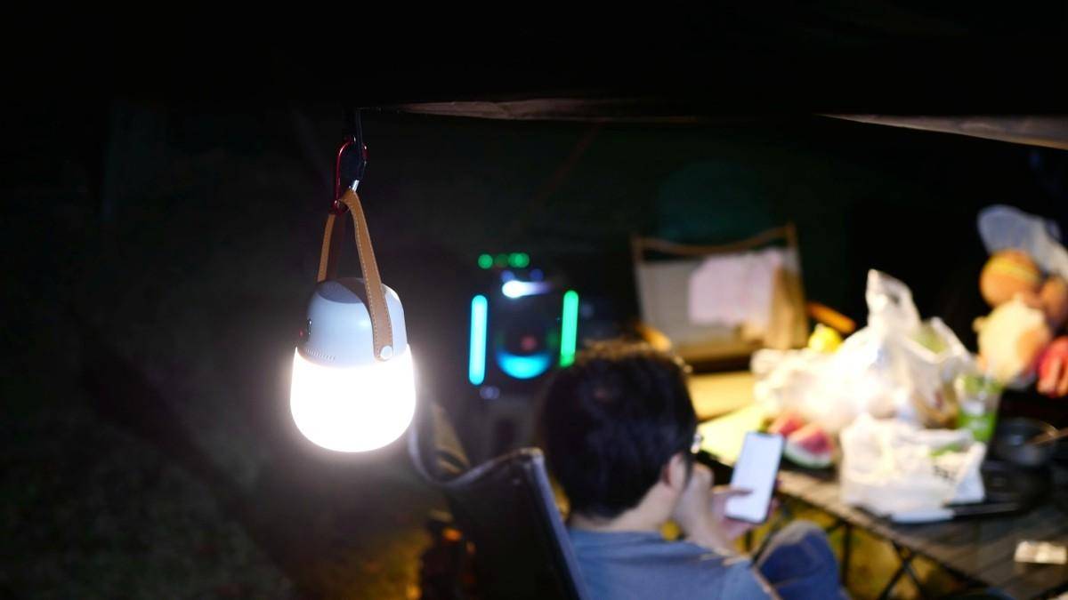 夏季露营好物分享:纳拓小白驱蚊营灯,精致与氛围兼顾,还能驱蚊