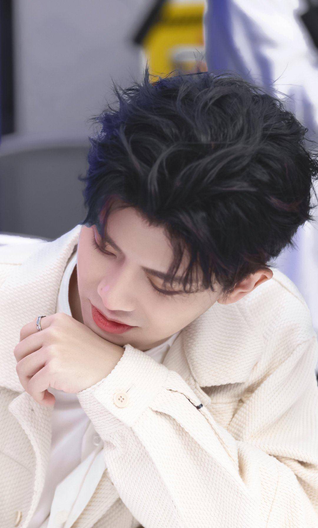 任嘉伦下一部戏会是什么,竟然引得连"演技"都成为了黑点?