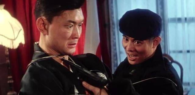 拳王周比利:成龙打得比较乱,元彪最轻巧,现实中只怕一个人_洪金宝