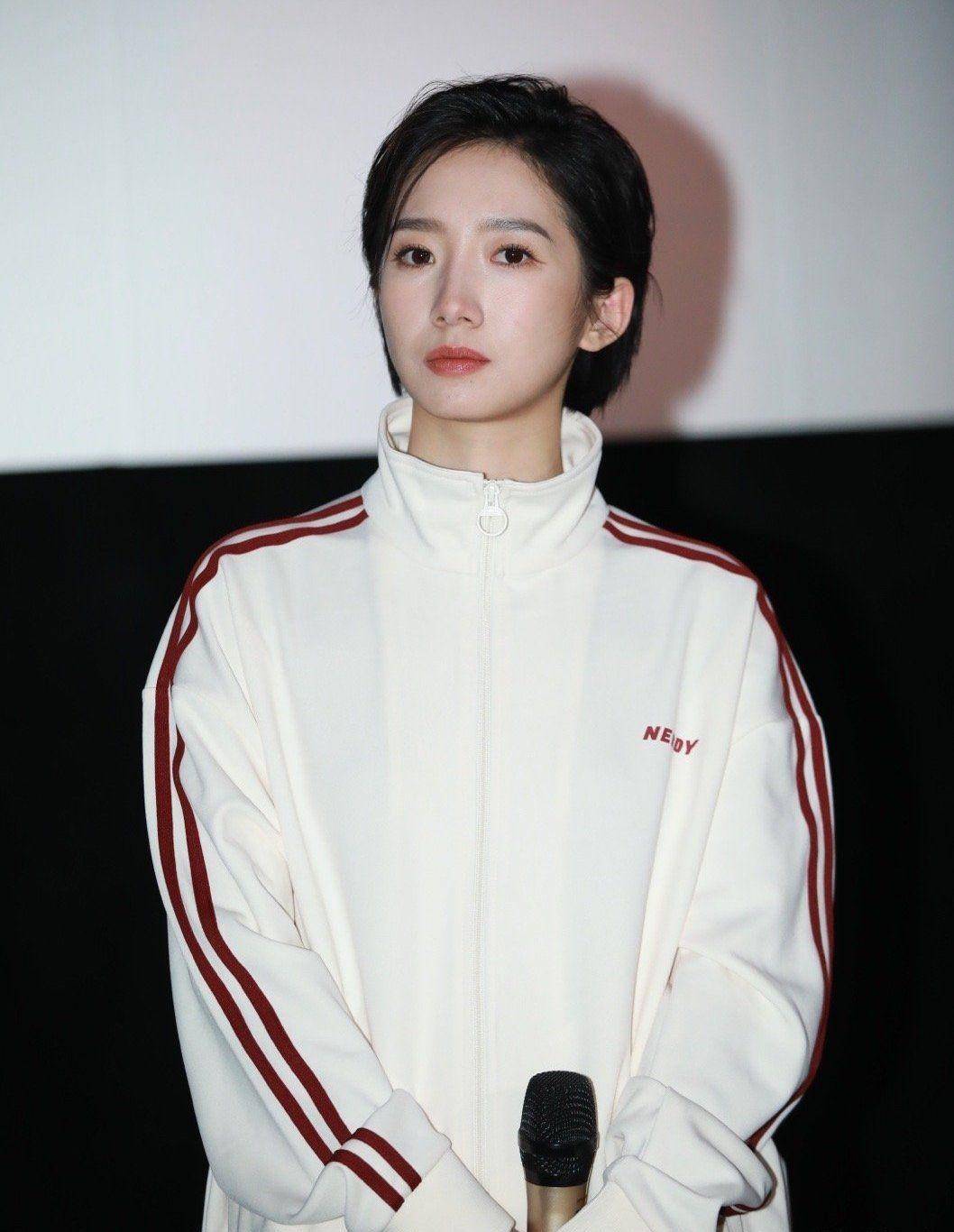 孟美岐风波后剪短发亮相,与夏雨拍《我心飞扬》,获宋丹丹力挺_电影