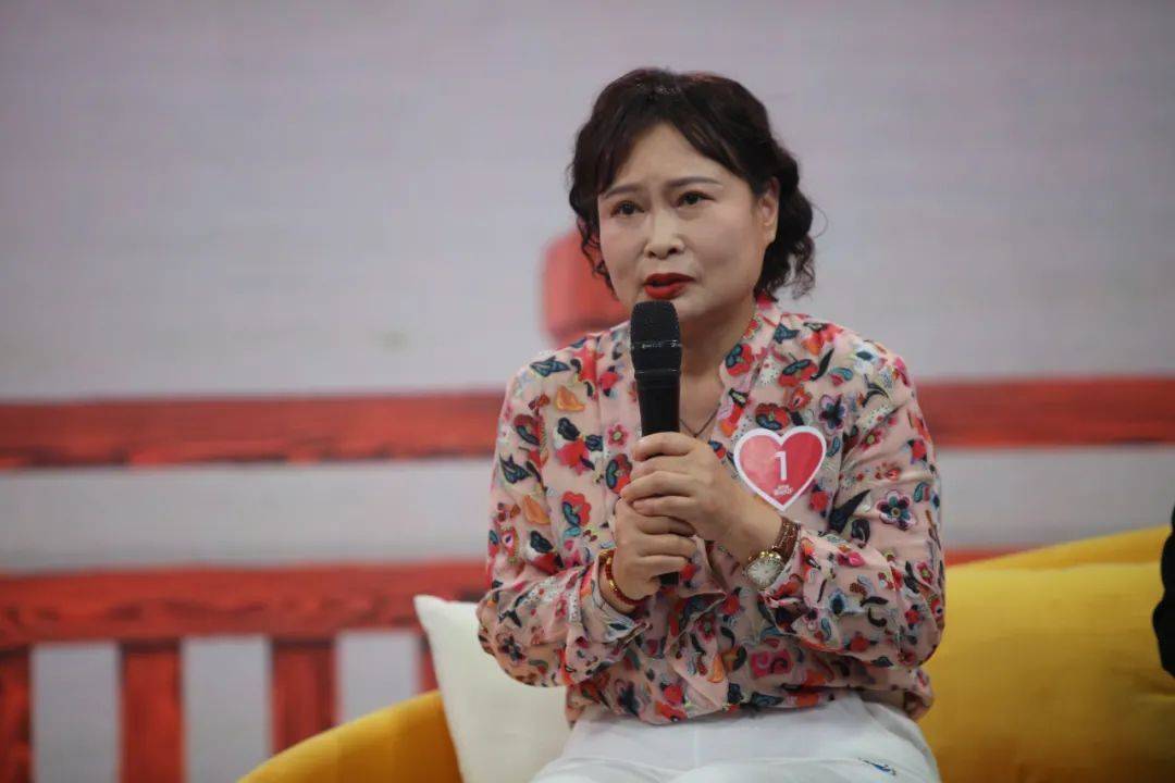 《慈海鹊桥会》第六期|中老年相亲,学历还重要吗?_嘉宾_未来的_工作