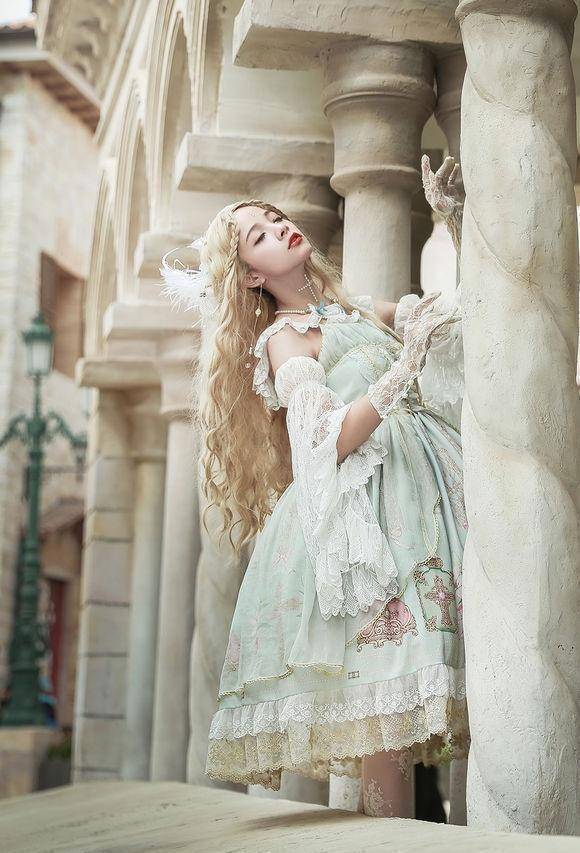 洛丽塔服饰会给lo娘带来什么样的压力?_女孩_都会_风格