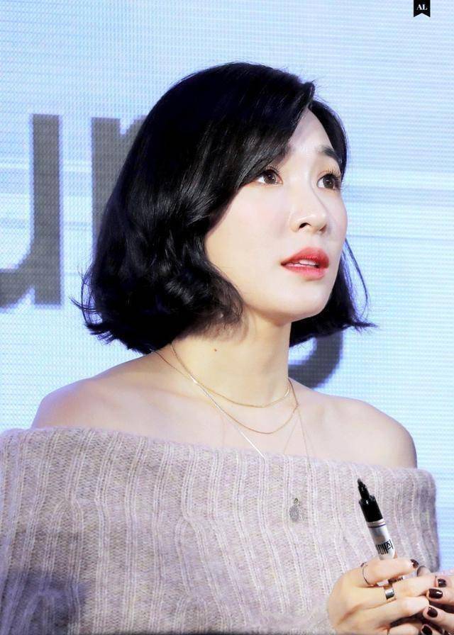 少女时代tiffany私服,蓬松短发装,原来tiffany才是女团最会穿的