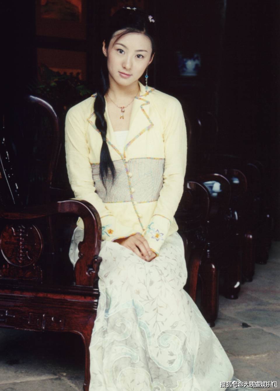 《少年王》10位貌美如花的女演员,如今大半已退圈_吴奇隆_白素_卫斯理