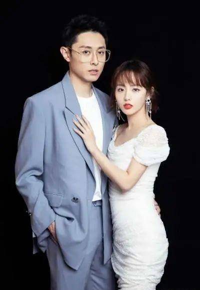 为娶张嘉倪与家人决裂,母亲不让进家门,如今俩人现状如何?