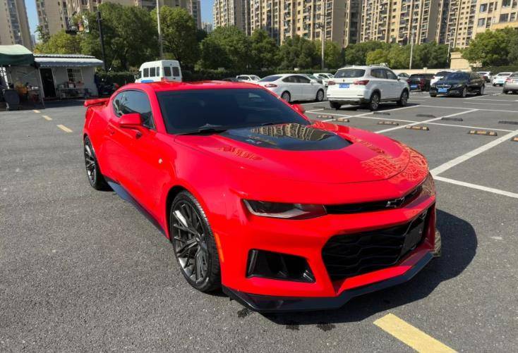 2l雪佛兰科迈罗,v8自吸引擎体积巨大,3秒多破百_搜狐汽车_搜狐网