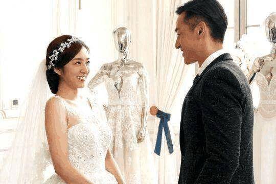 她是胡歌女朋友,也是戚薇好闺蜜,曾经错过陈赫,如今牵手韩庚_王晓晨