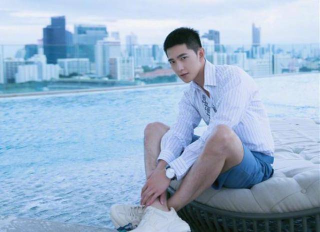 天气太热要剪发的男生,看看这四位男明星的发型,照着做你也帅!