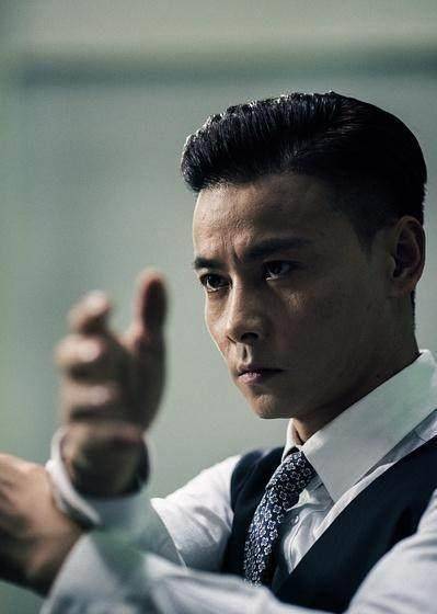 他比成龙帅,武功不比李连杰差,却熬很多年才红,他是蔡少芬老公_张晋