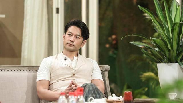 他是年薪千万的大佬,被胡歌叫去拍戏救场,却造就了经典片段_观众_谭凯