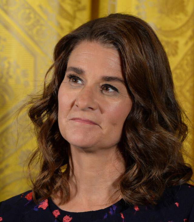 离婚后不可能成为朋友,前夫多次出轨让她无法承受_婚姻_温布莱德