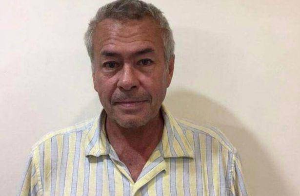 亨利·米歇尔·皮耶特(henrimichellepiette)12岁时,就开始忍受妈妈前