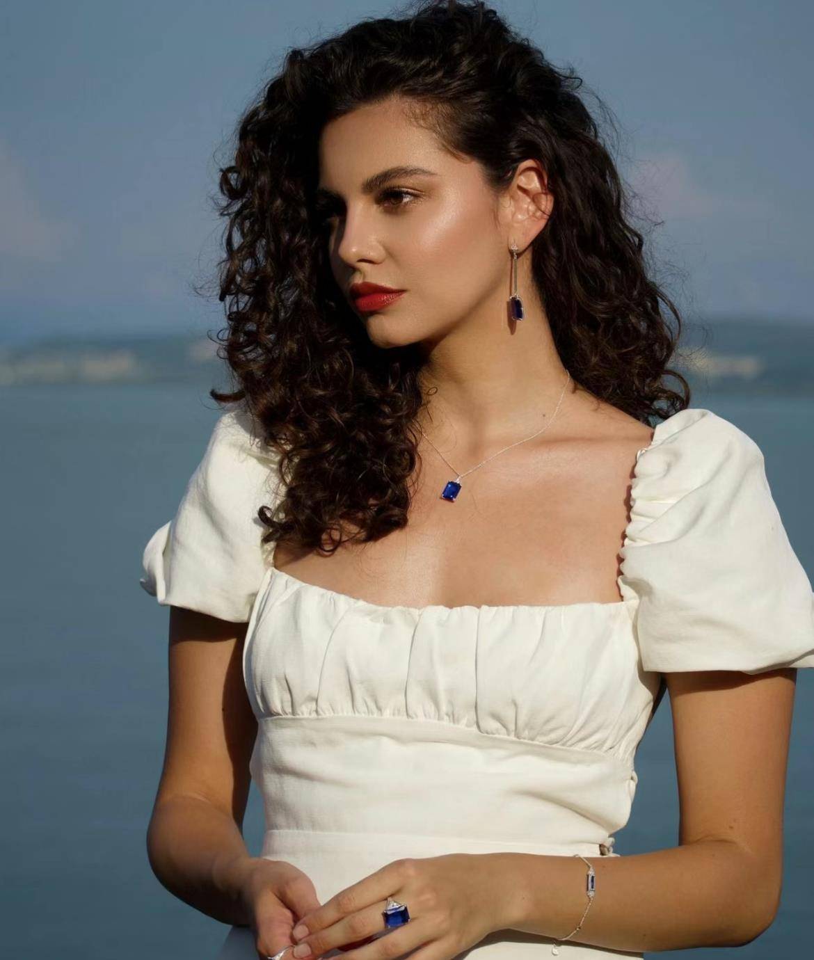 她是"意大利最美博主"吧?