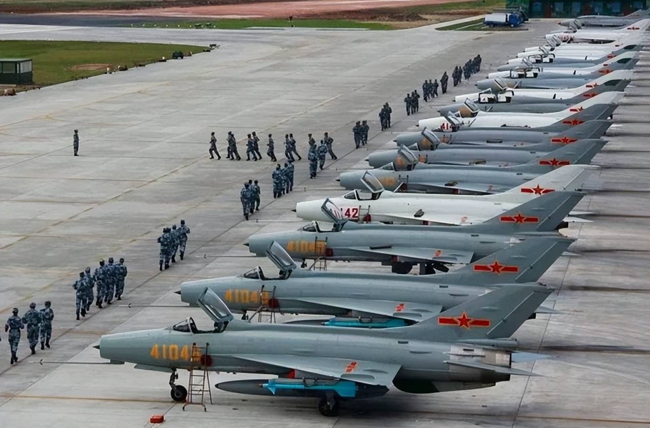 200多架歼10a战机,全面升级改进之后,战斗力有多强悍?_我国_部队_装备