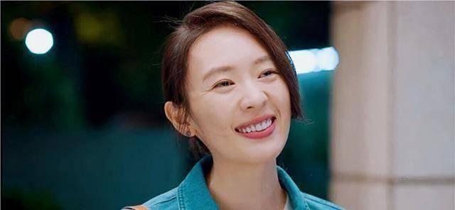 童瑶在新剧里,与小11岁同事小哈相恋,可那并不是爱_程璐_爱情_因为