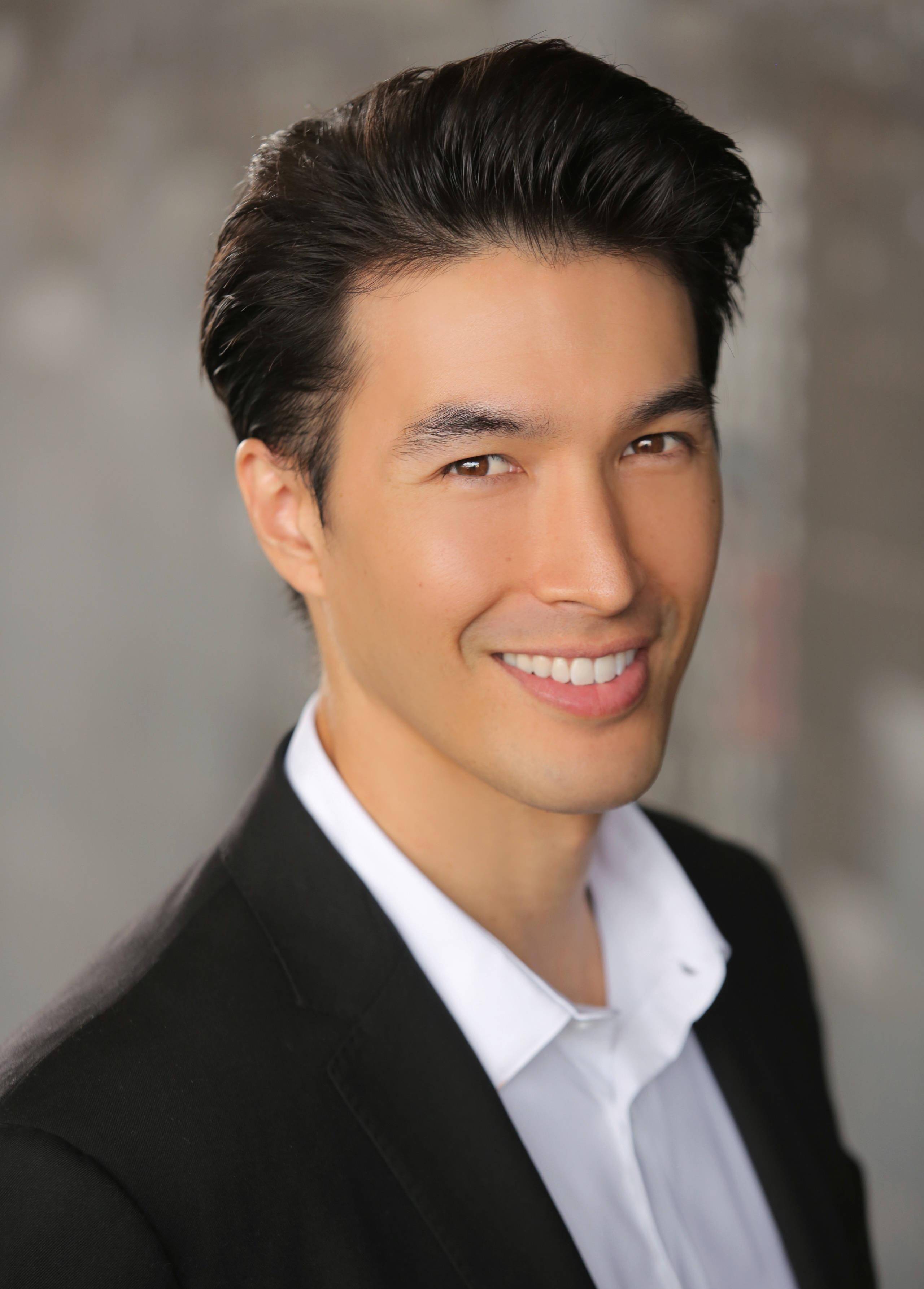 和天后分手4年越来越糊,今又攀上富婆,将软饭吃到