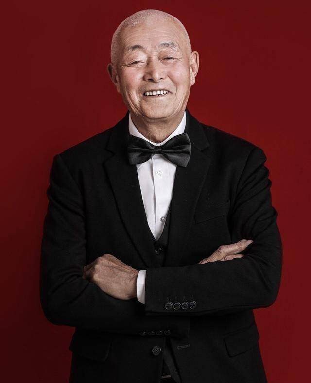 网络博主"耀杨他姥爷"去世,享年83岁,网友:姥爷一路走好!