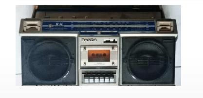 经典复刻成为潮人们的娱乐中心：熊猫1936 D36复古收音机蓝牙音箱