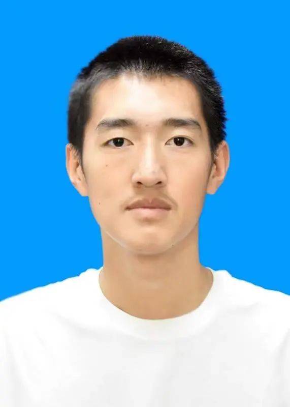 以超越为目标,你从屡遭打击到崭露头角,从默默无闻到锋芒毕露,本学期