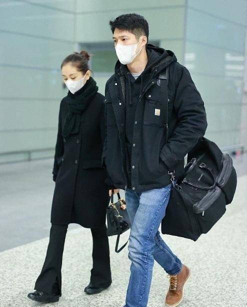 王子文为男友庆生,靠吴永恩怀里小鸟依人,送精致小提琴很暖心_姑姑