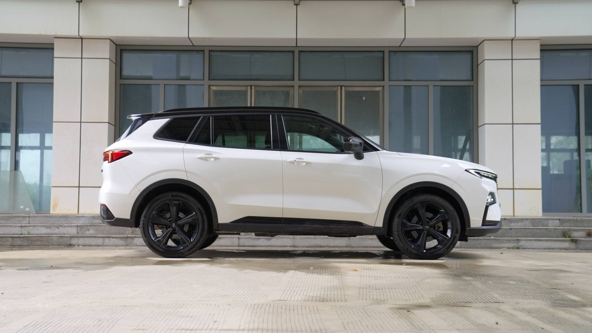 起售价不到13万的合资中型SUV,“卷”的不止价格,试驾福特领睿_搜狐汽车_搜狐网