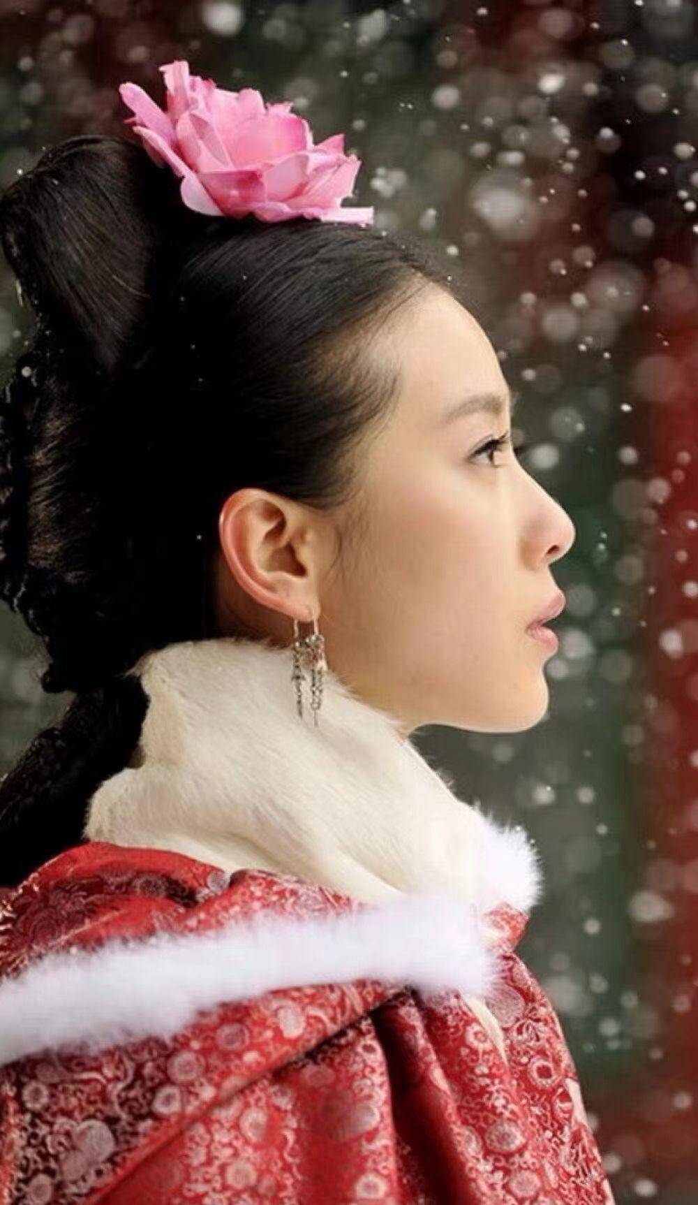 刘诗诗彭小苒陈瑶杨幂杨颖袁冰妍赵丽颖宣璐王鹤润谭松韵孟子义陈钰琪