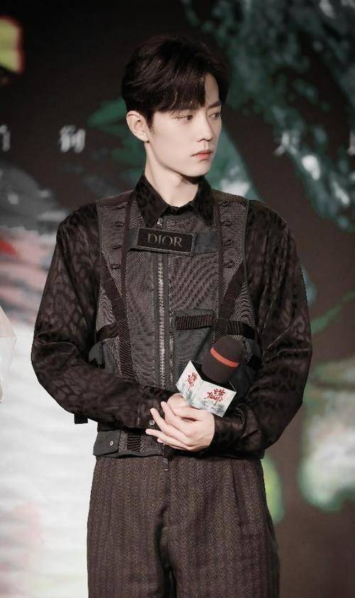 肖战双曲荣登"qq音乐"!