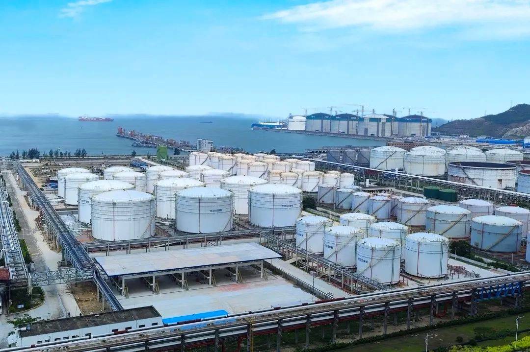 中国中化建成我国华南地区最大第三方成品油中转基地_珠海_石化_服务