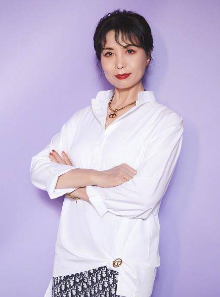 吴昕:妈妈吕静正式出道,母女二人先上"真人秀"又上"时装秀"_海燕_九宫