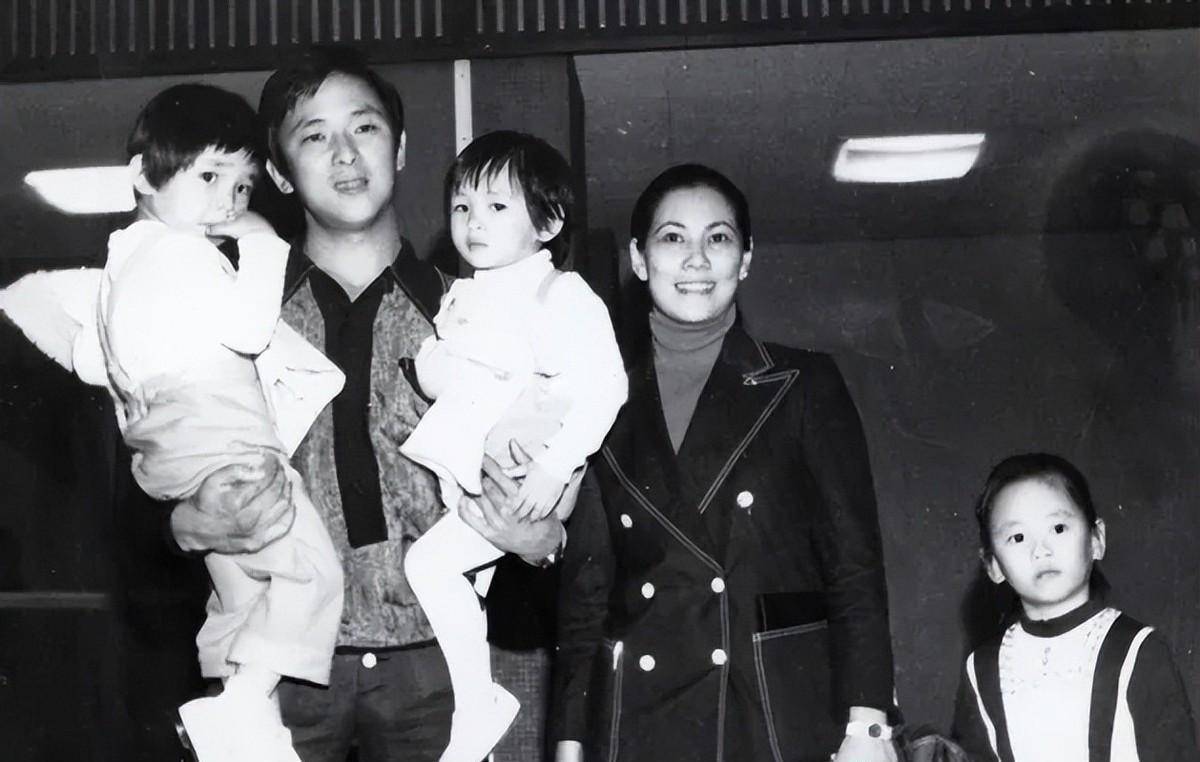 王馨平30天内痛失父亲王羽和舅舅曾江,今又被曝确诊,她的命真苦