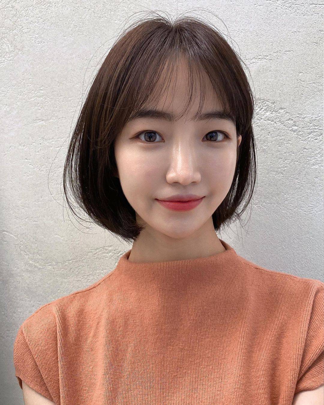 新时尚流行发型瘦脸还个性看完都想试一试