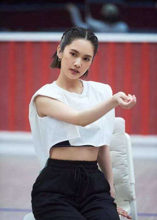 杨丞琳深夜突道别李荣浩,泪喊:不会再等300多天_yumi_照片_消息