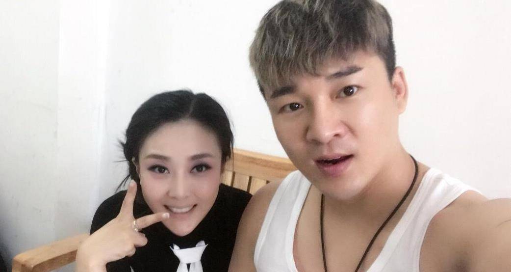 杨帆:为省路费7年没回家,凭星光大道走红后被曝捞金后沉迷夜店_人生