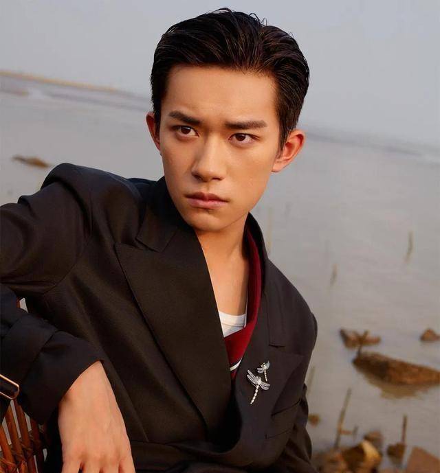 小八卦,蔡徐坤,易烊千玺,陈伟霆张艺兴,吉克隽逸,程潇_妹妹_cp_节目