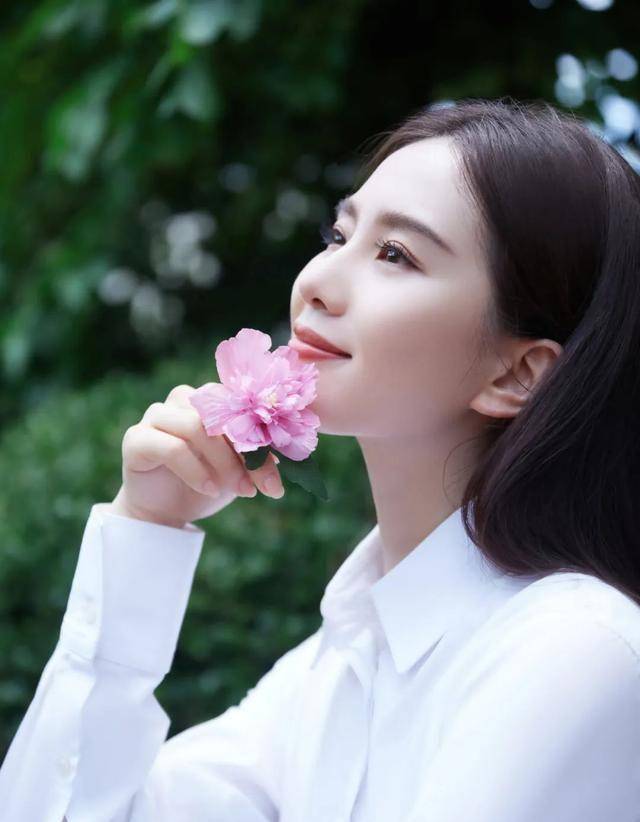 杨幂刘诗诗闺蜜情,不好嗑吗?_状态_风格_长发