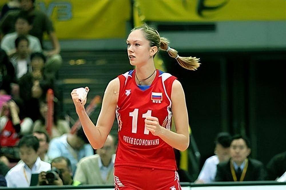 排球天后加莫娃和mvp收割机朱婷,谁更胜一筹?_防守_进攻_对手