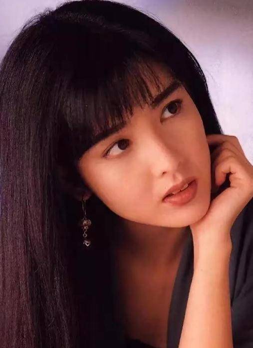 惊艳岁月的7位老牌女港星,各个千娇百媚,美得不可方物_林青霞_王祖贤