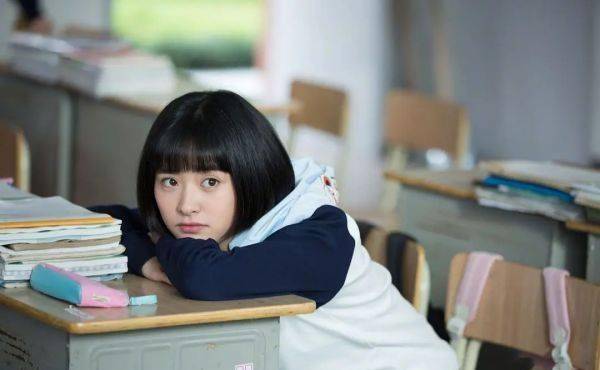 因《小美好》走红的胡一天和沈月,谁的发展前景更好一些?