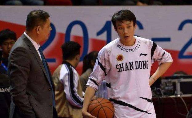 将出面斡旋丁彦雨航重返cba巩晓彬会给面子吗?_睢冉_山东男篮_双方