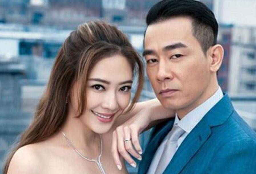 应采儿迎38岁生日晒照,被俩儿子相拥亲脸,幸福感溢出屏幕_孩子_照片