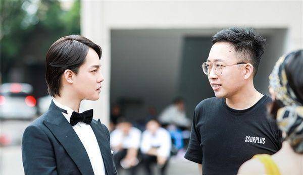 于正谈《烈火军校》选角标准,与尹正这样结缘,一席话暴演员素养_角色