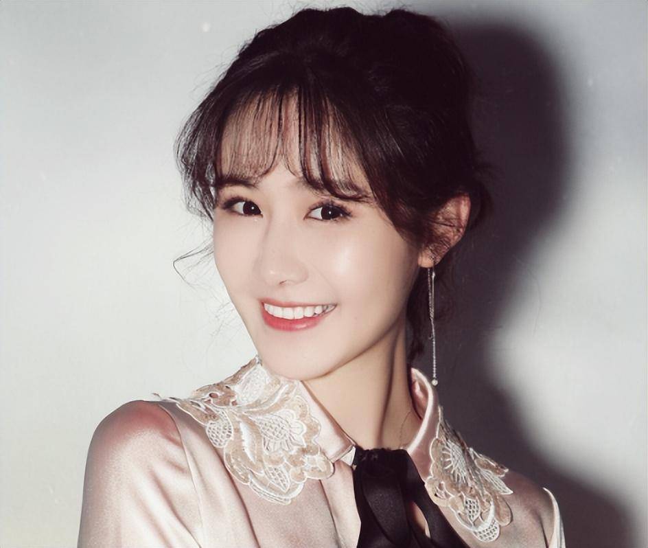 自曝曾焦虑到看医生,芒果四小花只剩俩_工作_汪涵_卫视