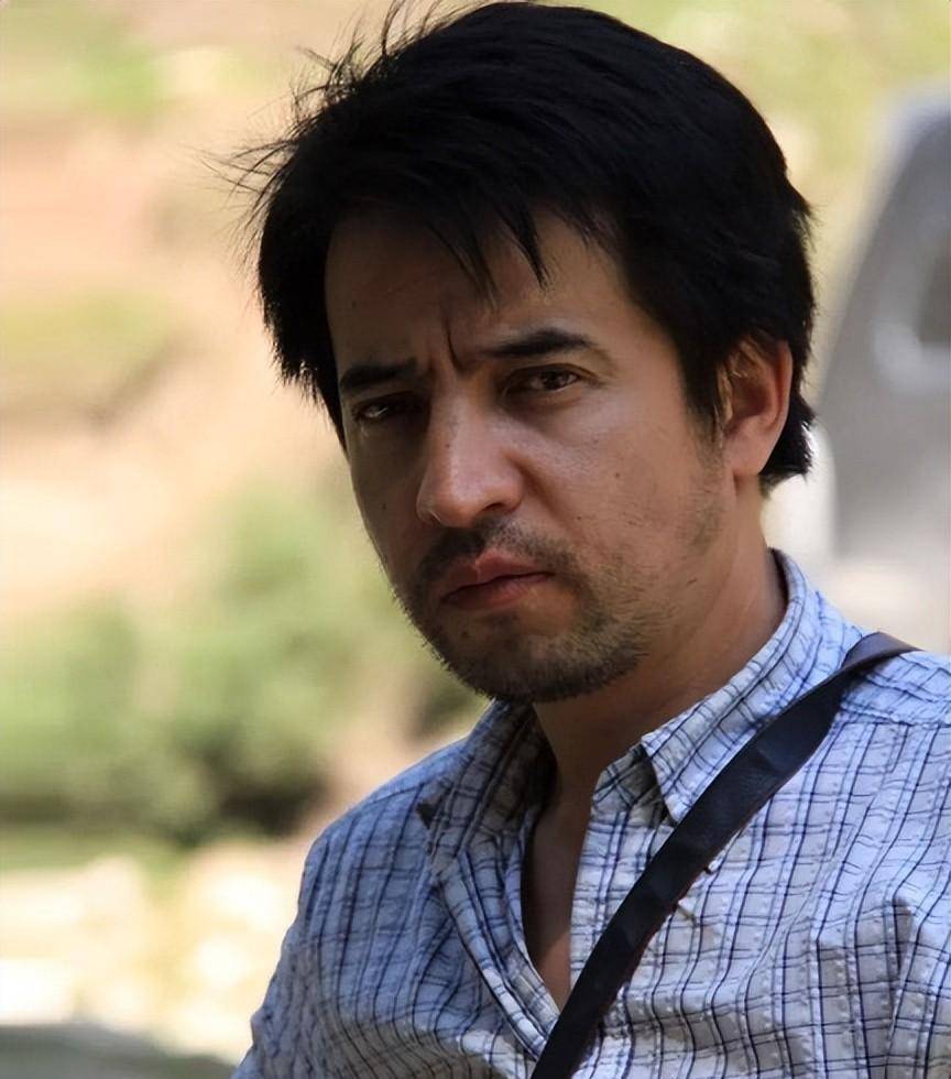 23人去死亡谷,花47天运出一巨大青玉,结果如何_努尔买买提_玉石_运玉